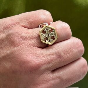 Tory Burch Hexagon Pave Crystal Ring in gold-tone metal. Size 8